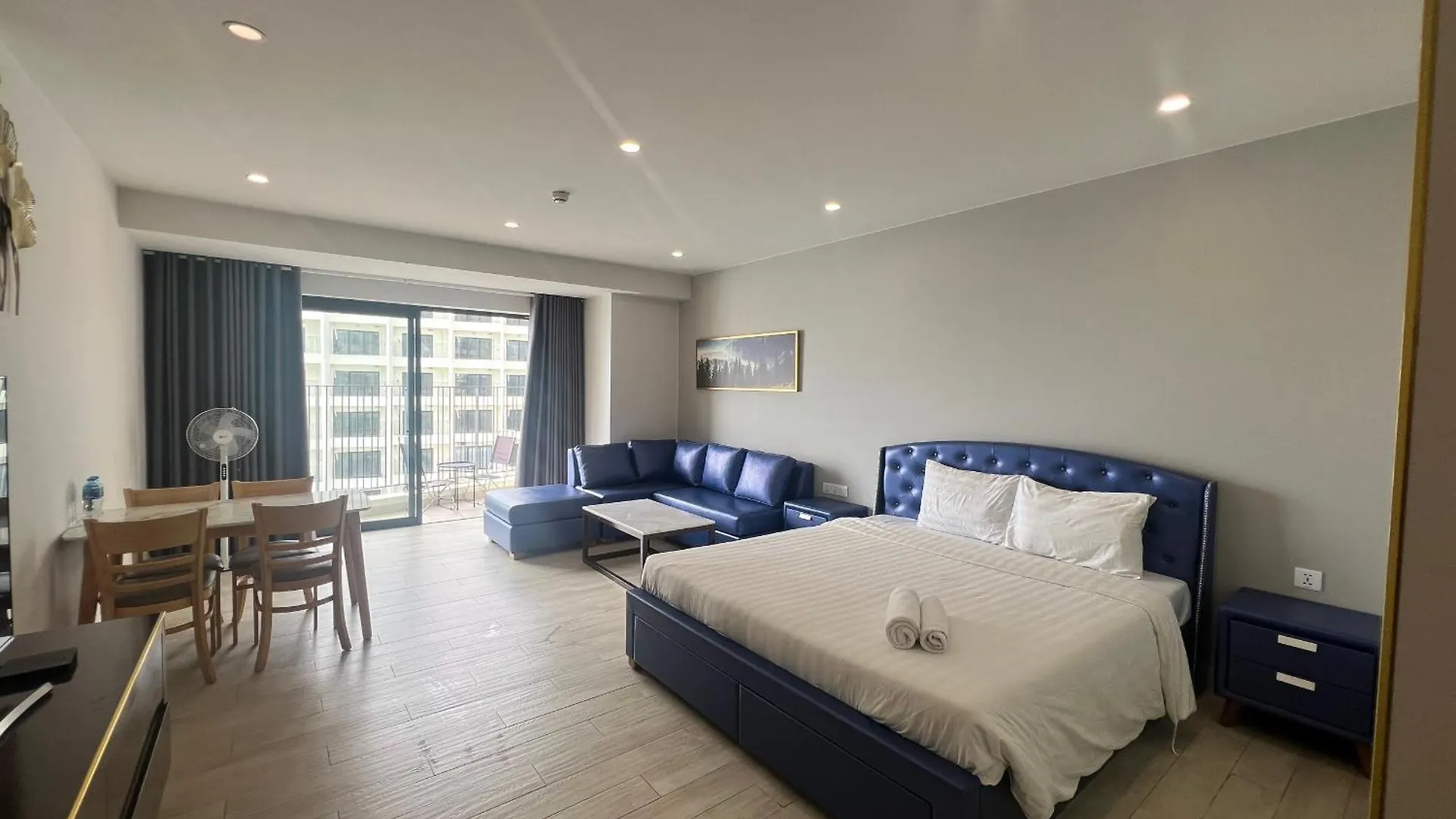 Loving Apartment Nha Trang 0*,
